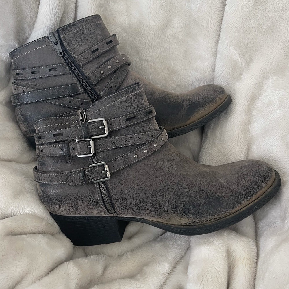 Sonoma Women’s RULERGRAY Booties